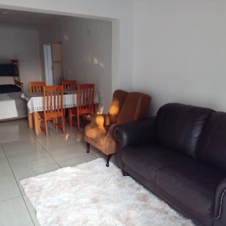 Woodpecker Guesthouse Middelburg  Dış mekan fotoğraf
